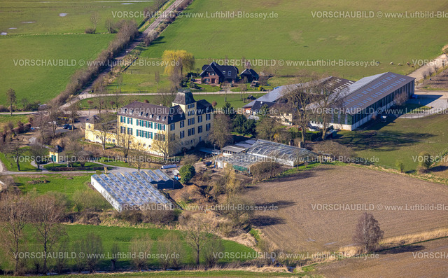 Rees240312084 | Luftbild, Caritasverband Oberhausen e.V. - Schloss Bellinghoven, Gemeinnützige Einrichtung, Gewächshäuser, Johannes Koenen Transporte und Agrarservice, Mehr, Rees, Nordrhein-Westfalen, Deutschland