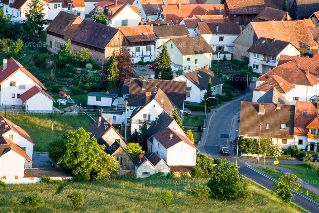 Luftbild: Dorfbrunnenstr im Ortsteil Büchelberg in Wörth im Bundesland Rheinland-Pfalz in Deutschland. Foto: IMG_2576.jpg vom 08.06.2006 durch Werner Riehm/FLY-FOTO.de