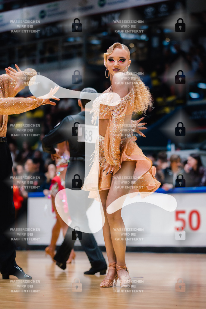 Hessen Tanzt WDSF Open Youth Latin 6th (16) Vakaris Bilcius _ Urte Pabrezaite (Lithuania)-2025-05-17-1566 | Webshop for digital downloads and prints of dance sport, event & show photographer Julian Link - Realisiert mit Pictrs.com