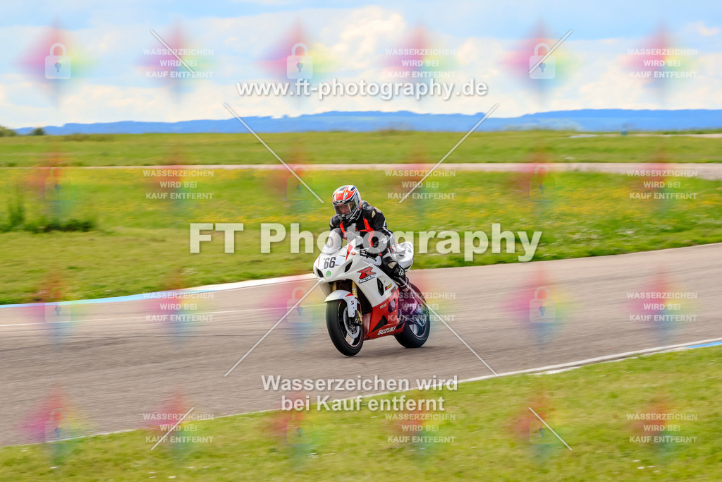 MotoTeam-1330 | Hier findet Ihr Bilder von Touristenfahrten auf der Nürburgring Nordschleife oder von anderen Veranstaltungen die ich besucht habe. Viel Spass beim Durch Schauen 