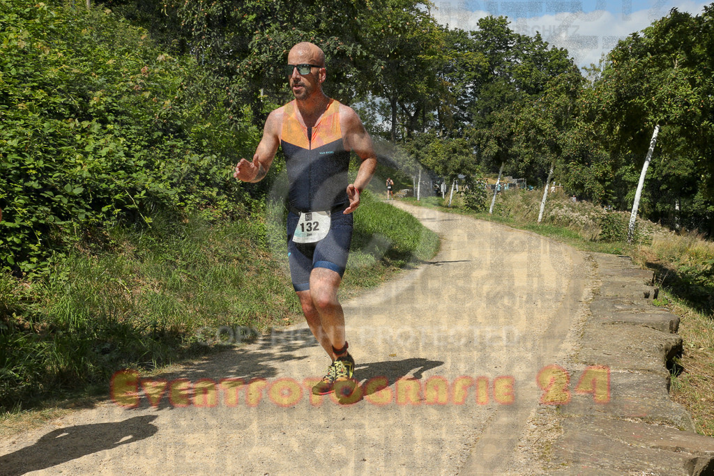 250824_1240_EX1_0190 | Sportfotografie im Rhein-Sieg Kreis, Köln, Bonn, NRW, Rheinland Pfalz, Hessen, etc. Unser Tätigkeitsfeld umfasst den Laufsport vom Volkslauf über den Marathon, Duathlon, Triathon bis zum Ultralauf wie Kölnpfad Ultra oder Schindertrail.
