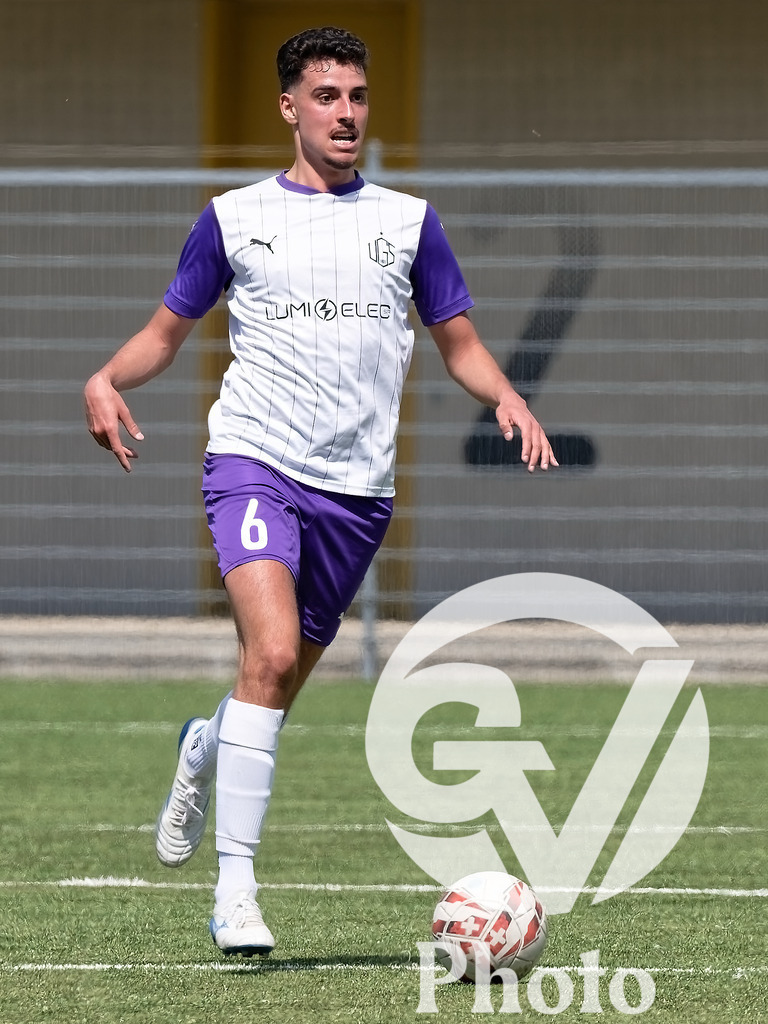 FC Vernier  v UGS FC  - 2eme ligue inter  | Geneva, Switzerland - April 19 : during the 2eme ligue inter  match between FC Vernier  and UGS FC  at Stade de Vernier on April 19 , 2026 in Geneva, Switzerland.