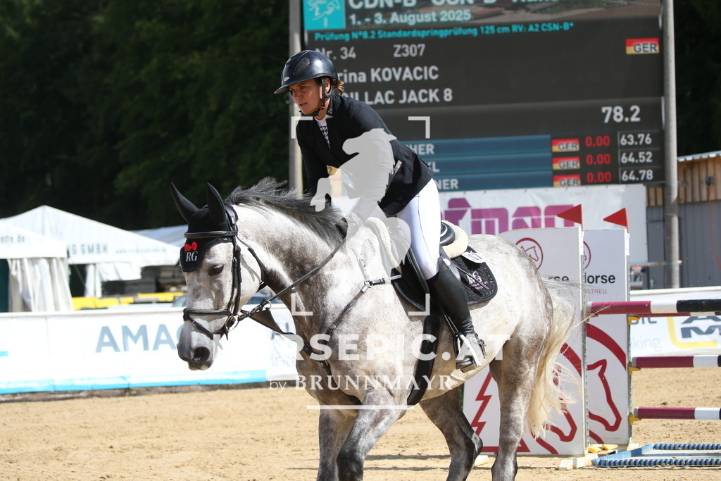 DL2Q3218 | Willkommen bei Brunnmayr - Design & Fotografie – Ihrem Spezialisten für Reitturniere und Pferdeveranstaltungen in Oberösterreich, Salzburg und Bayern! Seit über 17 Jahren sind wir leidenschaftlich dabei.