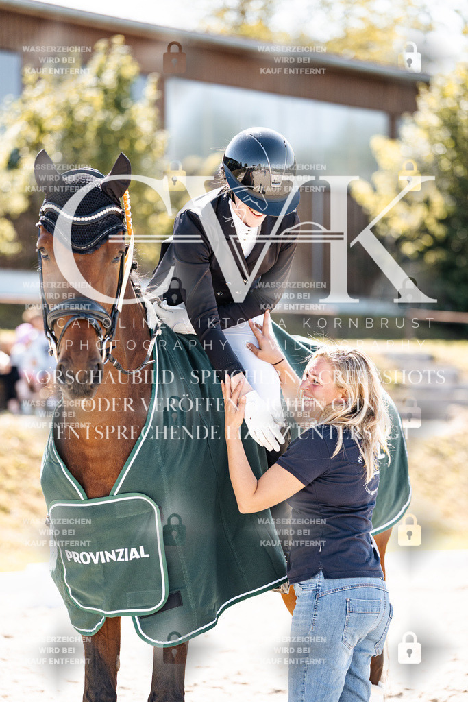 CK904258 | Turnierfotografie Pferdefotografie Trier Rheinland-Pfalz Pferdesport Reitsport Tierfotografie Sportfotografie Pferdevideo Pferdevideografie Equestrianvideography equestrianphotography  - Realisiert mit Pictrs.com
