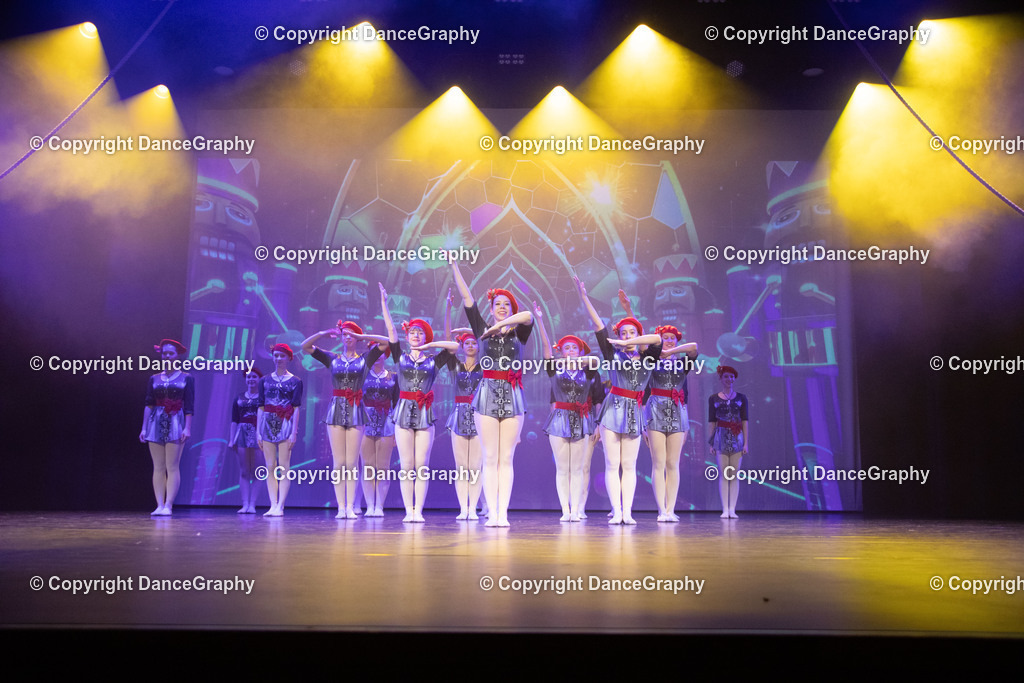 GPHY3542 | DanceGraphy - Realisiert mit Pictrs.com