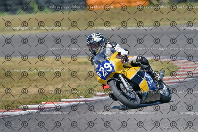 26bc03-2758 | markuskiefer.com - Realisiert mit Pictrs.com