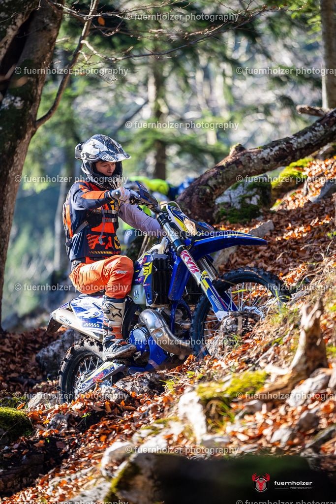 fuernholzer_241026-C2-60 | Fotografische Impressionen von der Red Stag Enduro Extreme by fuernholzer-photography.com. Endurosport in Österreich fotografisch festgehalten von fuernholzer. Auftragsfotografie für Private, Gewerbefotos und Industriefotografie. Eventfotografie, Sportfotografie und Motorsportfotografie. Anbieter von Fotoworkshops, Fototraining, fotografischen Vorträgen und Fotoseminaren.