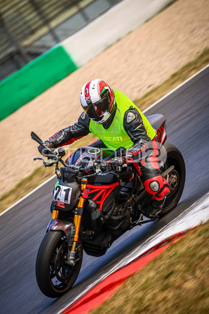 0021-250705LR-046_21 | Deine Full-Service-Agentur für ✔️Videoproduktionen und ✔️Motorsportfotografie Jetzt Angebot anfragen!