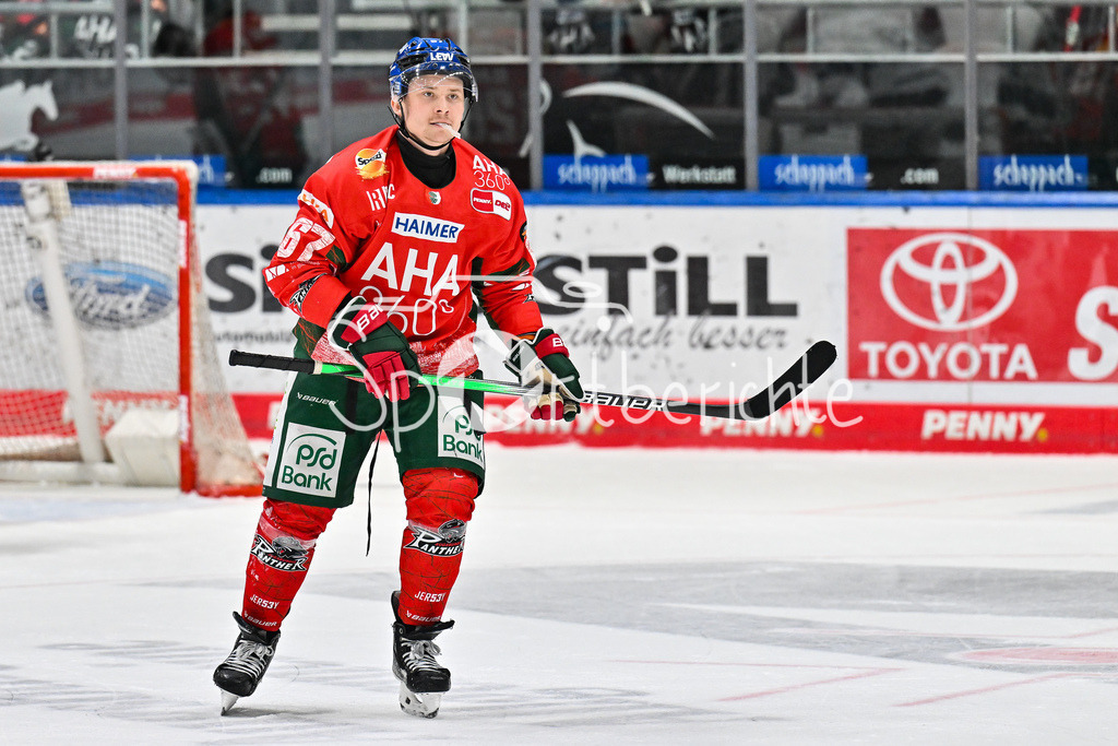 Augsburger Panther - Iserlohn Roosters | im Bild  Florian ELIAS (Augsburger Panther #67) / Einzelfoto / Freisteller / Penny DEL: Augsburger Panther - Iserlohn Roosters; Curt Frenzel Stadion am 21.09.2025