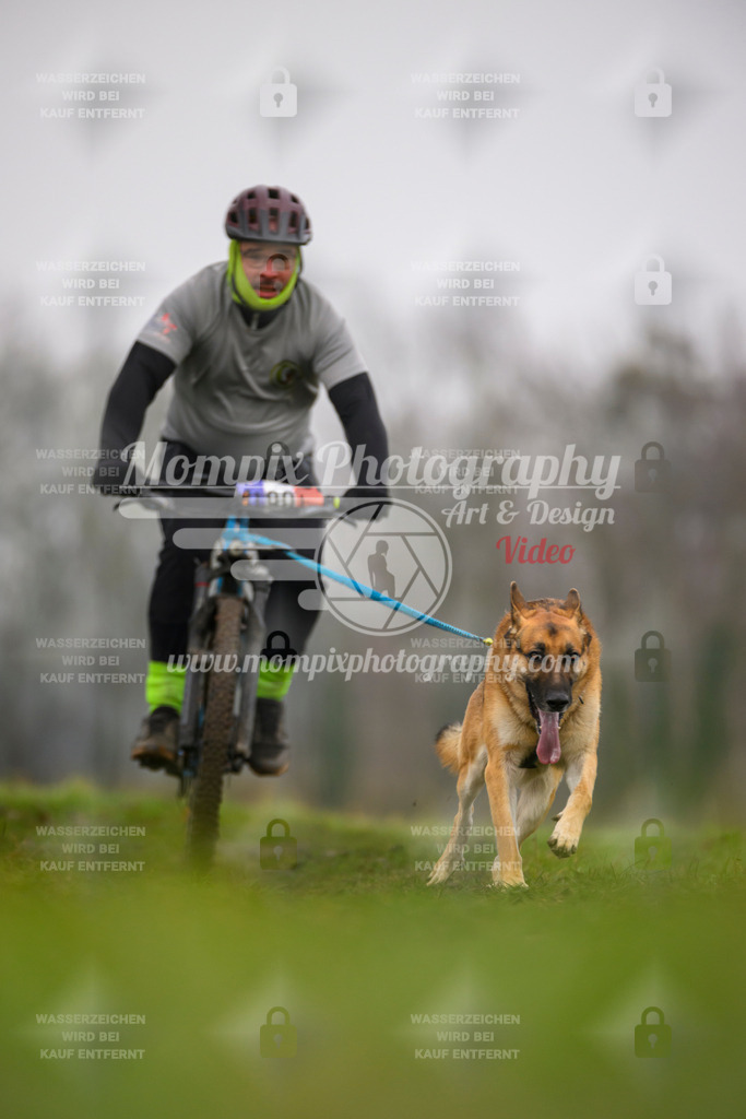 MompixPhotography_CDF2023_FFST_Di_Bike1-105 | PayLife