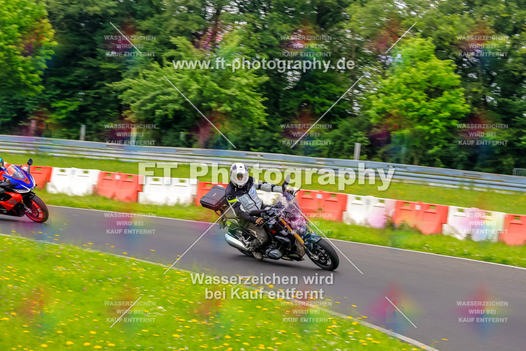 VBK-7071 | Hier findet Ihr Bilder von Touristenfahrten auf der Nürburgring Nordschleife oder von anderen Veranstaltungen die ich besucht habe. Viel Spass beim Durch Schauen 