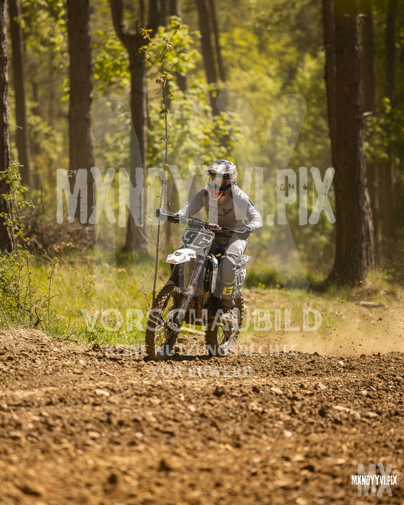 866A5181 | mxndyyvipix