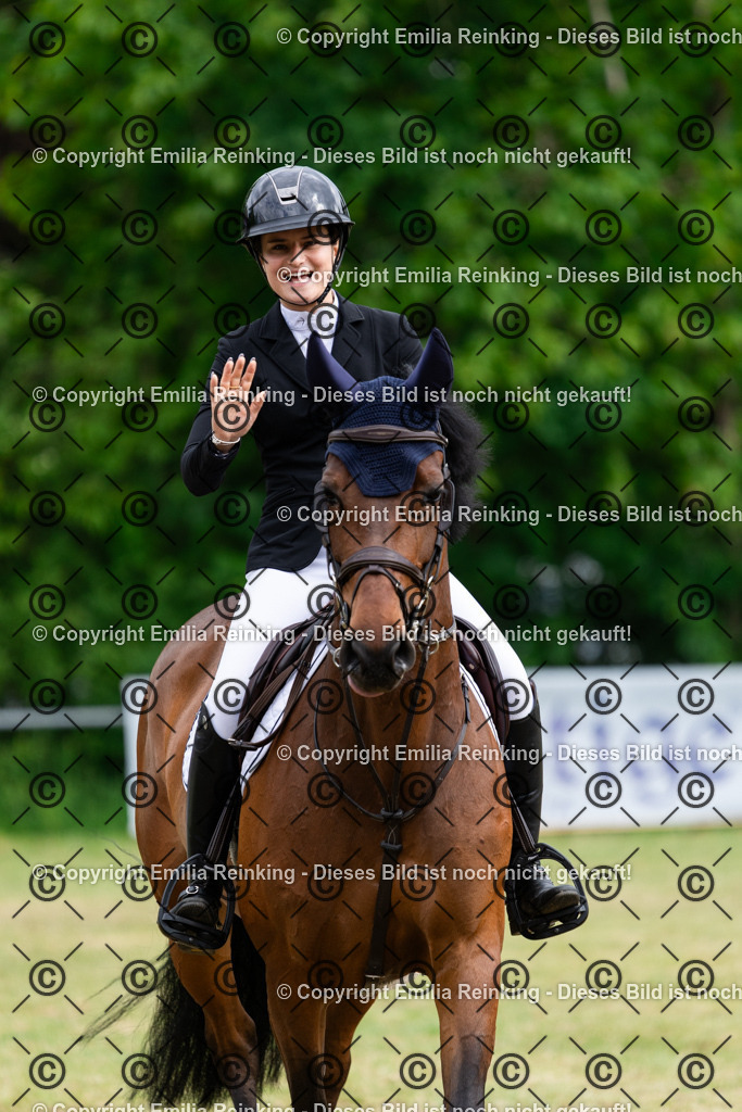 CL5A7200 | Emilia Reinking Fotografie - Realisiert mit Pictrs.com