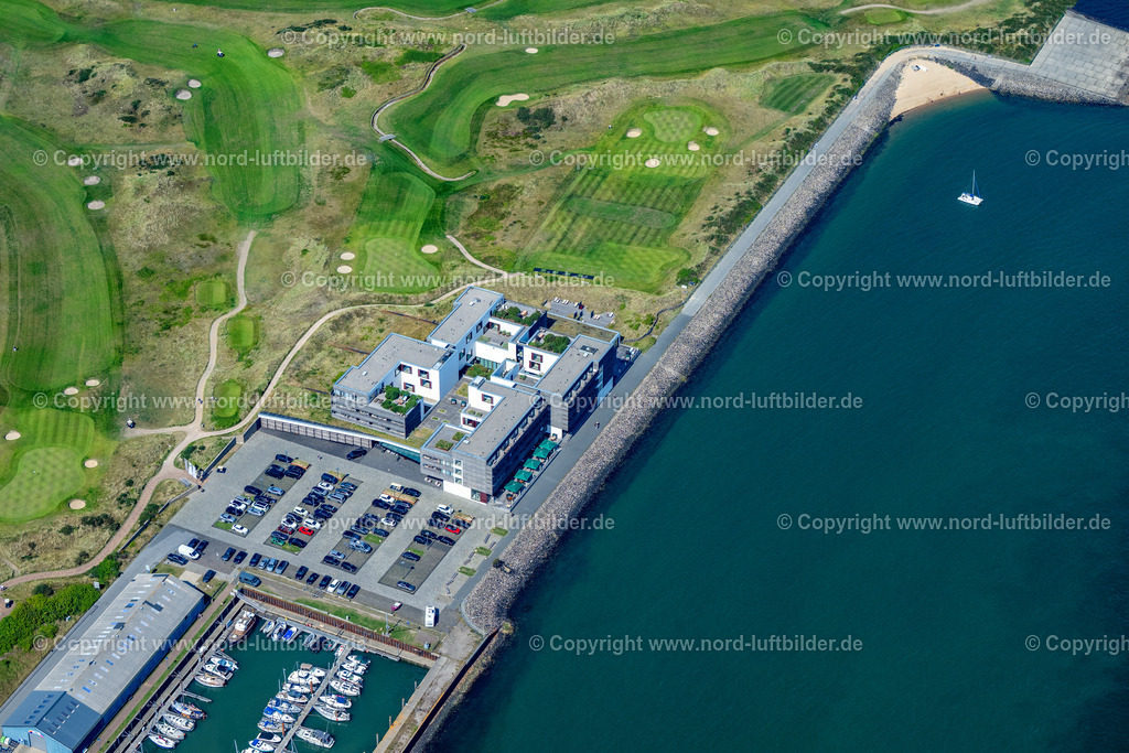 Sylt_Hörnum_Golf_Hotel_Budersand_ELS_57130825 | HöRNUM (SYLT) 21.06.2025 Gebäudekomplex der Hotelanlage " Budersand " mit Spa und Golfplatz in Hörnum (Sylt) im Bundesland Schleswig-Holstein, Deutschland. Weiterführende Informationen bei: Südkap GmbH & Co. KG. // Complex of the hotel building in Hoernum (Sylt) in the state Schleswig-Holstein, Germany. Further information at: Suedkap GmbH & Co. KG. Foto: Martin Elsen