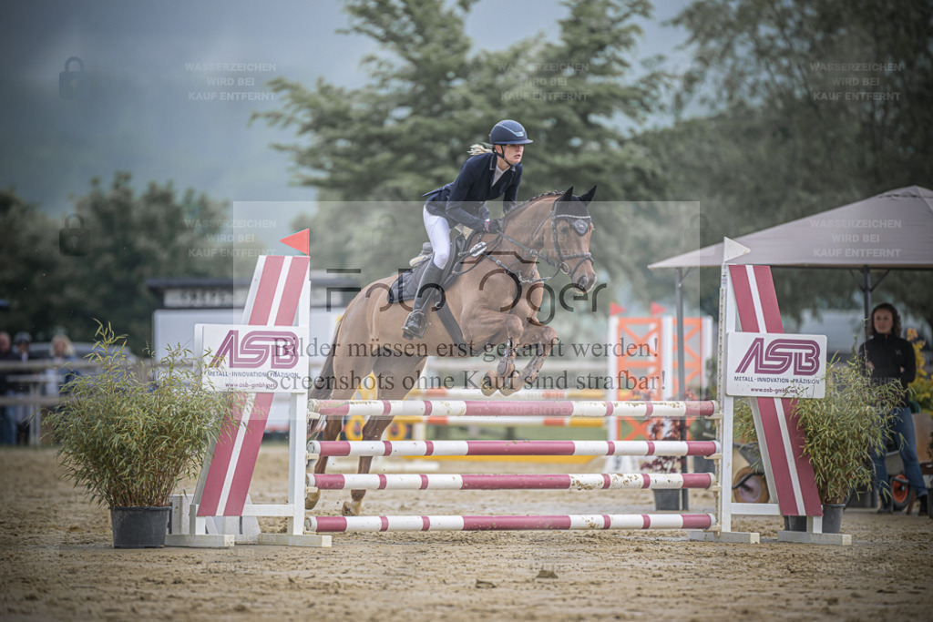 20240511-DOS_1609 | Entdecke hochwertige Reitturnierfotos von Foto Oger. Professionell, emotional und authentisch – jetzt Lieblingsmomente im Shop bestellen. - Realisiert mit Pictrs.com