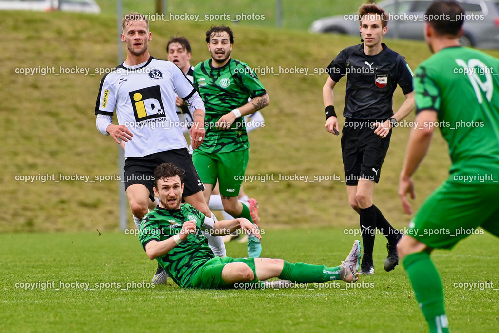 SC Landskron vs. SV Spittal | #44 Miha Kostanjsek SV Spittal, #17 Julian Brandstätter SC Landskron, #10 Nemanja Lukic SC Landskron, Jakob Bögner Referee, SC Landskron vs. SV Spittal, SC Landskron vs. SV Spittal am 08.05.2024 in Villach (Sportplatz Landskron), Austria, (Photo by Bernd Stefan)
