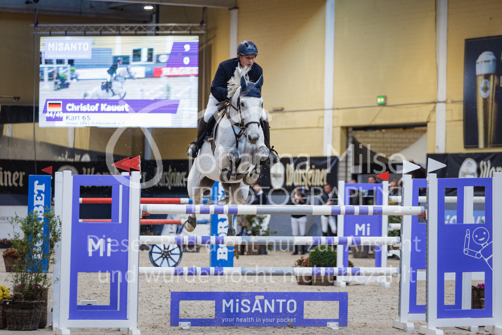 221021_Warstein_Championat-556 | Deine schönsten Turniermomente als professionelle Fotos! Entdecke hochwertige Pferdesport-Fotografie im Online-Shop. Jetzt Fotos finden & bestellen!