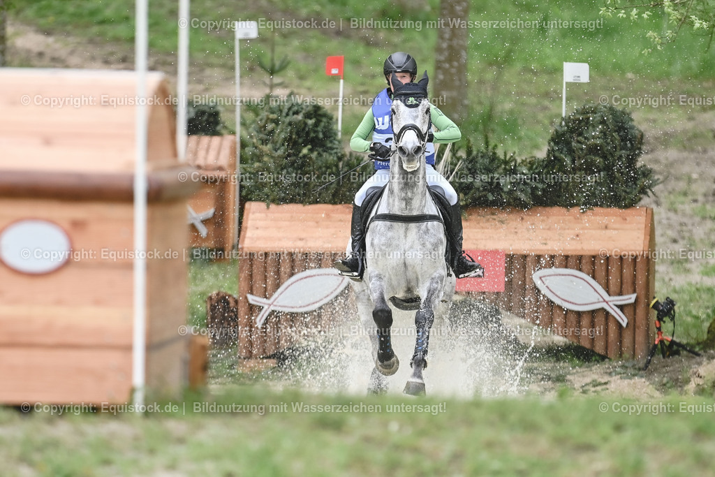 20230513_CCI4_Gelände_0411 | equistock