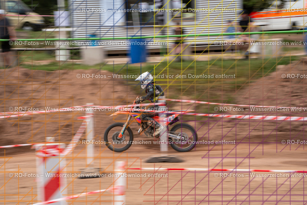 Niederwürzbach 4 Lauf-1772 | Sportfotografie von RO-Fotos: Motorsport, Motocross, Enduro, Laufveranstaltungen und Triathlon. Professionelle Fotos von Sportlern und Events. - Realisiert mit Pictrs.com