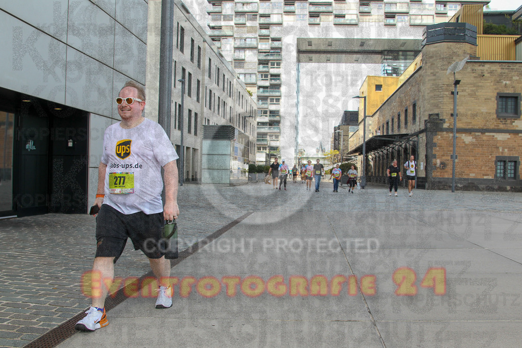 250920_1347_EV4_6676 | Sportfotografie im Rhein-Sieg Kreis, Köln, Bonn, NRW, Rheinland Pfalz, Hessen, etc. Unser Tätigkeitsfeld umfasst den Laufsport vom Volkslauf über den Marathon, Duathlon, Triathon bis zum Ultralauf wie Kölnpfad Ultra oder Schindertrail.