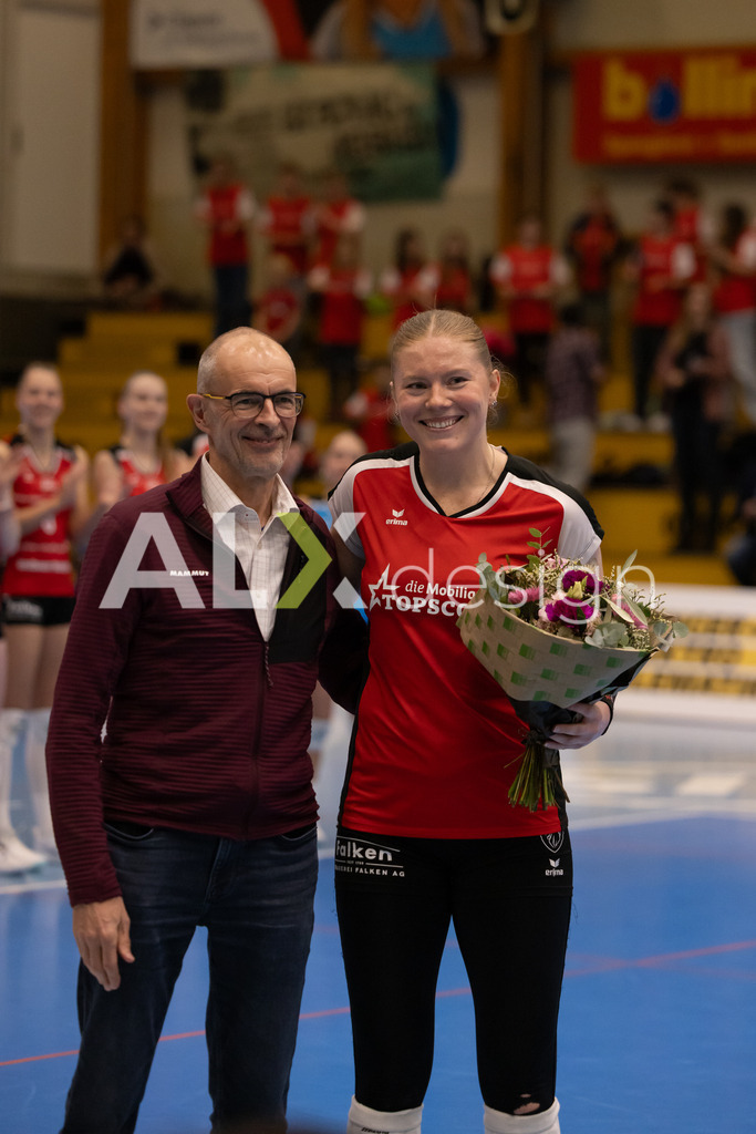 Volleyball I Frauen I Saison 2025-2026 I Volleyball NLA | Women I 1/4 Finals I VC Kanti Schaffhausen - BIWI Volleyball Franches-Montagnes I 21.02.2026 | 9 Jordan Lockwood (USA) (VC Kanti Schaffhausen) – Diagonal - Realisiert mit Pictrs.com