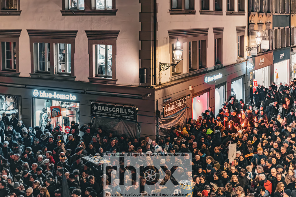 Guuggerbaum 2026 | Stimmungsvolle Fotokunst aus Luzern. Erlebe den Pilatus, den See und die Stadt Luzern in exklusiven Aufnahmen in der Fotogalerie & Shop. - Realisiert mit Pictrs.com