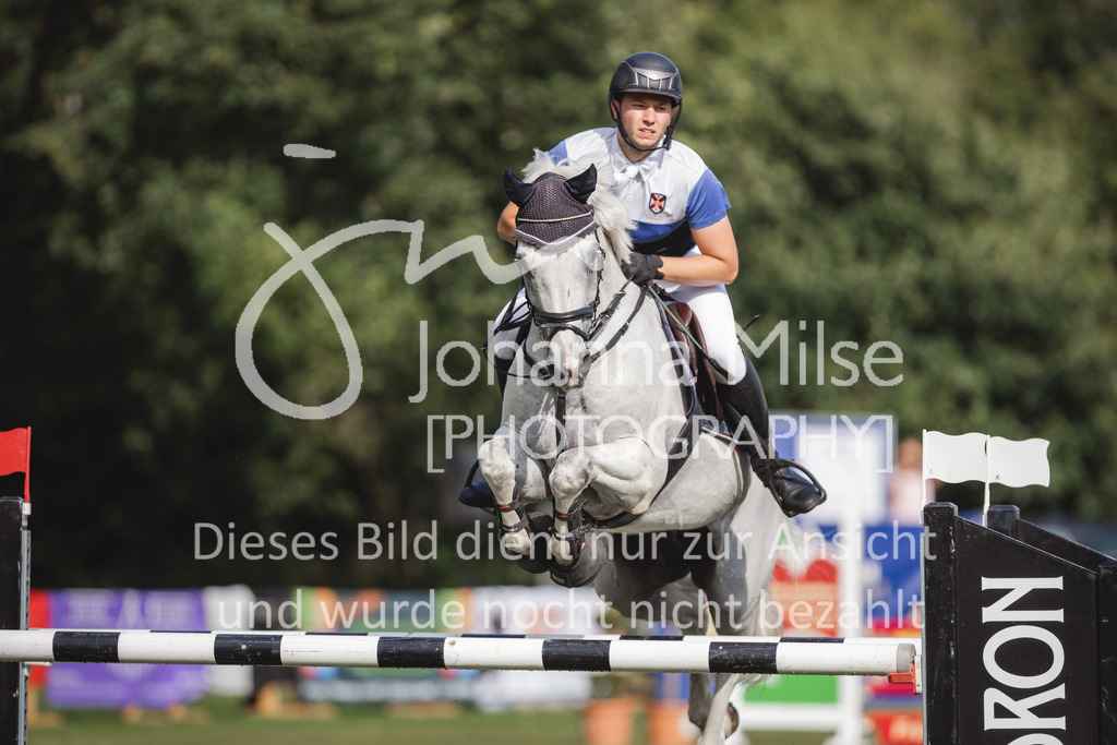 230715_LC_M2-SprmstAnf-735 | Deine schönsten Turniermomente als professionelle Fotos! Entdecke hochwertige Pferdesport-Fotografie im Online-Shop. Jetzt Fotos finden & bestellen!