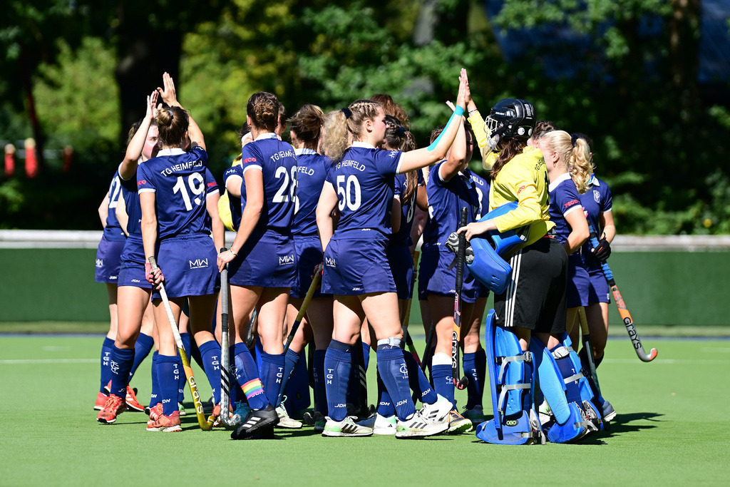 Hockey I Frauen I Saison 2023-2024 I 2. Bundesliga I 1. Spieltag I TG Heimfeld - Bremer HC | Der Sportfotograf. - Realisiert mit Pictrs.com