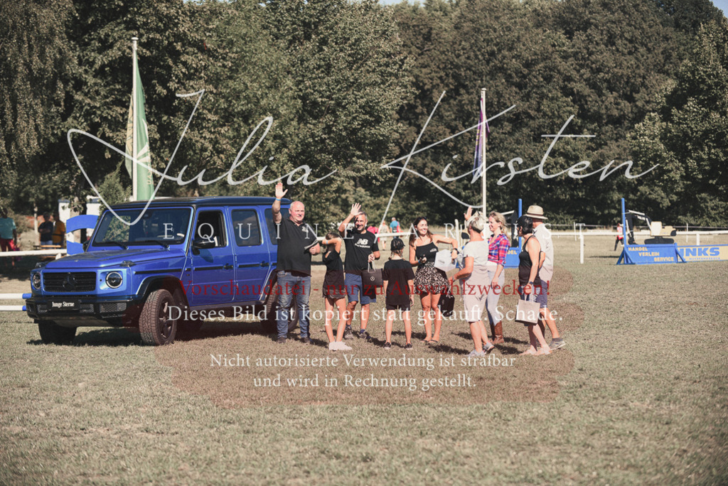 DSC_7888 | Pferde- und Turnierfotografie in Westsachsen. Pferdeportraits, Auftragszeichnungen und intuitive Kunst.