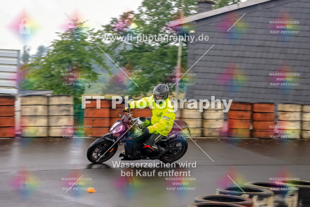 OBK-6097 | Hier findet Ihr Bilder von Touristenfahrten auf der Nürburgring Nordschleife oder von anderen Veranstaltungen die ich besucht habe. Viel Spass beim Durch Schauen 