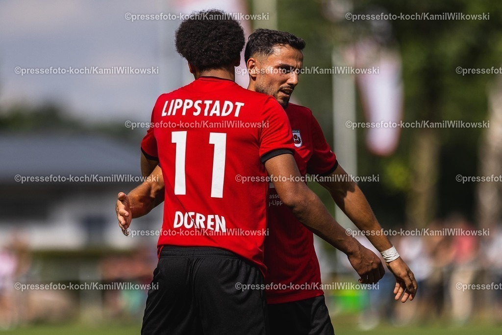 xkwi13072501045 | 13.07.2025, xkwix, Fußball, Testspiel, SV Lippstadt 08 - FSC Rheda, Rasenplatz, Sportanlage Esbeck: Torjubel nach dem Tor zum 3:0 durch David Dören ( SV Lippstadt 08 #27 ) 