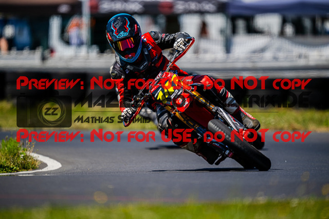 MaZZes_FotoMatrix_220703_3853 | S2