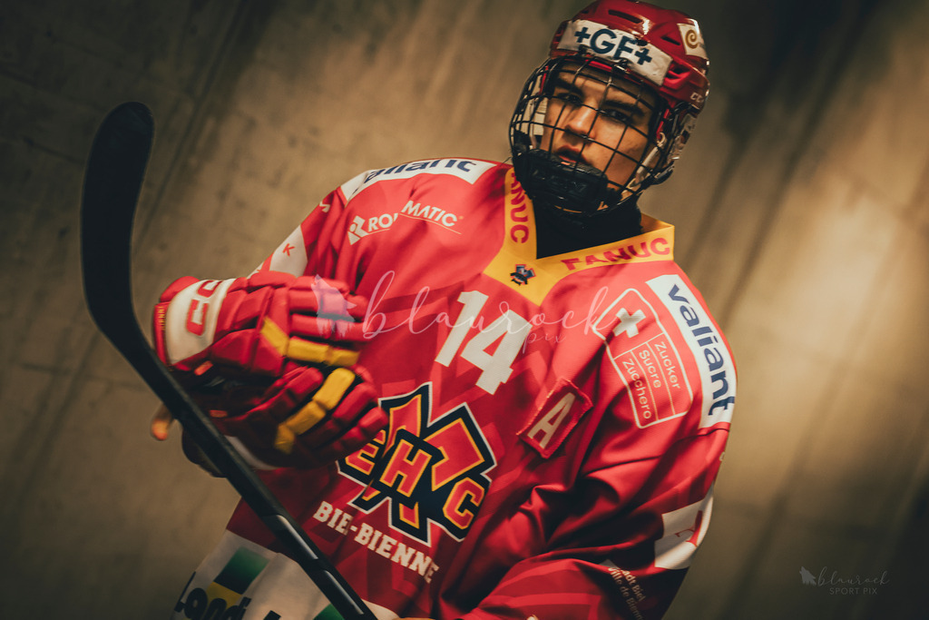 U18_EHCB vs EHCK_wb20260308-1047 | Sportbilder, Sportfotograf, Hochzeits- und Eventfotografin, Flugshows, Portraits und Tiershooting, Aviation, Downhill, Nationalleague, Swissleague, International