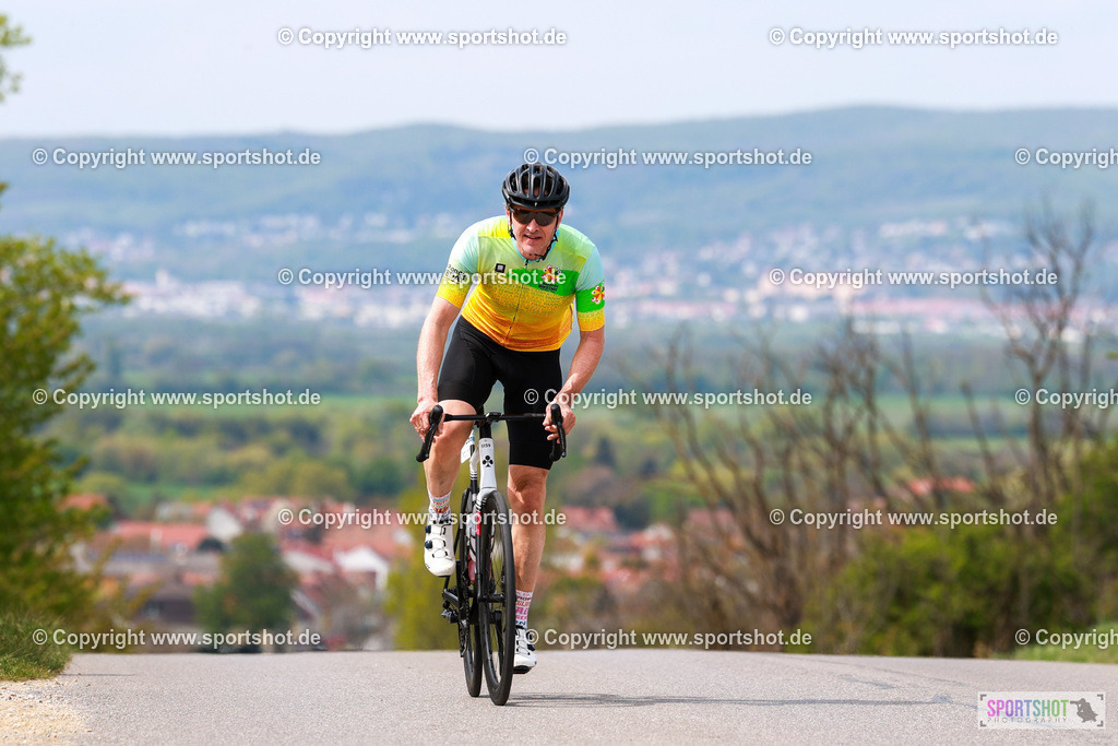938_AR6_1885 | Neusiedlersee Radmarathon 2026@sportshot_your_pictrs #yourpictures#roadtowm2029 #nrm #neusiedlerseeradmarathon #neusiedlersee #neusiedlerseetourismus #burgenland #mörbisch #nrm26 #burgenlandtourismus #voglundco #poweredbyburgenlandtourismus #radsport #rad #marathon #ucigranfondo #visitburgenland #ucigranfondoworldseries
