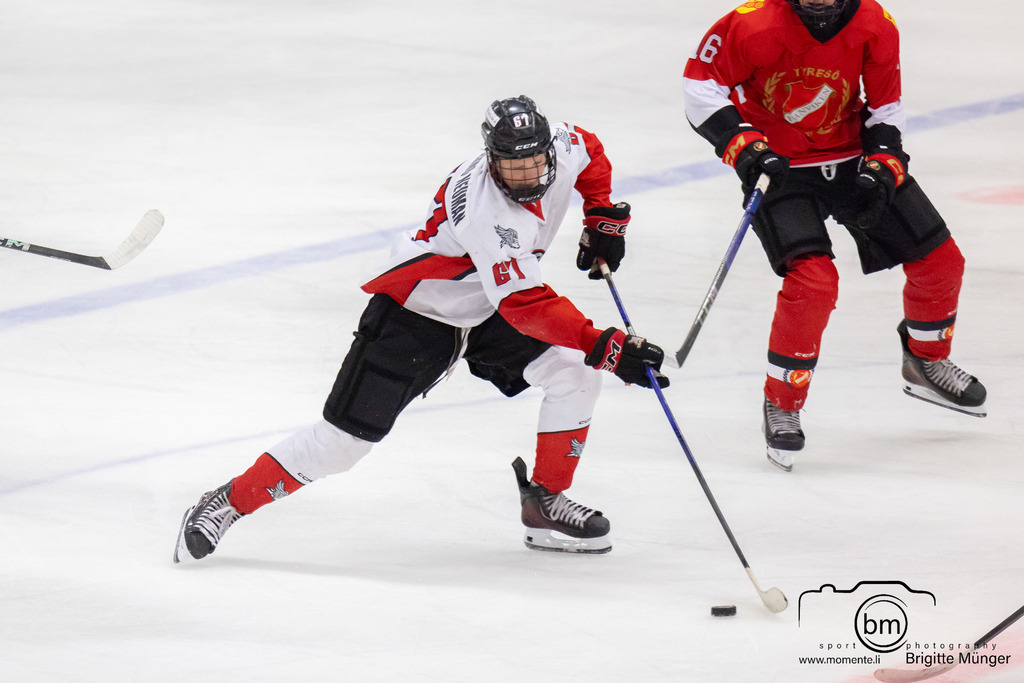 Tyresö Hanviken Hockey vs IFK Täby HC_570A0389 | Preseason U18 Regional Herr Östra - Realisiert mit Pictrs.com