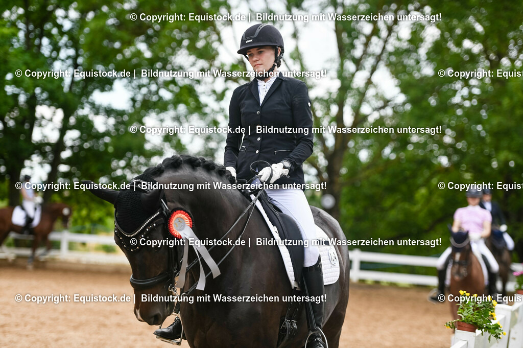 20230716_01_Dressurprüfung Kl.M_0718 | equistock