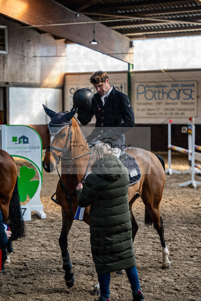 20240308-DOS_3388 | Entdecke hochwertige Reitturnierfotos von Foto Oger. Professionell, emotional und authentisch – jetzt Lieblingsmomente im Shop bestellen.Deutschlandweite Turnierfotografie. - Realisiert mit Pictrs.com