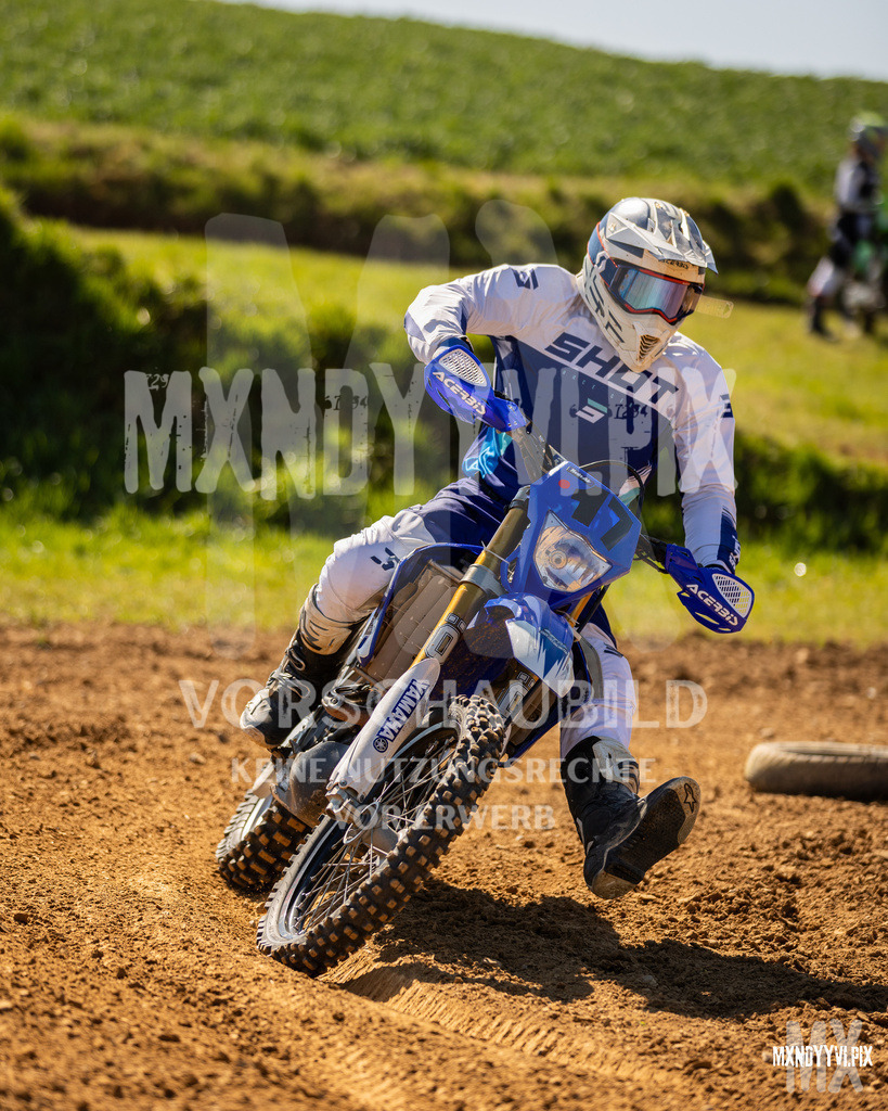 866A3295 | mxndyyvipix