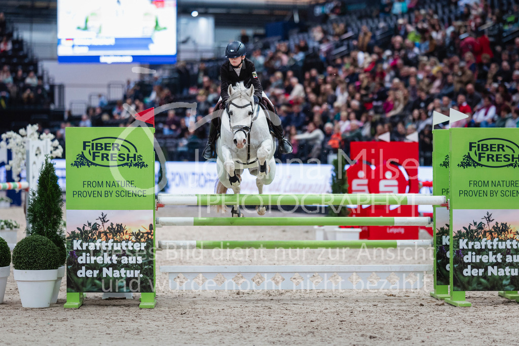 240119_Leipzig_PonyTrophy-641 | Deine schönsten Turniermomente als professionelle Fotos! Entdecke hochwertige Pferdesport-Fotografie im Online-Shop. Jetzt Fotos finden & bestellen!
