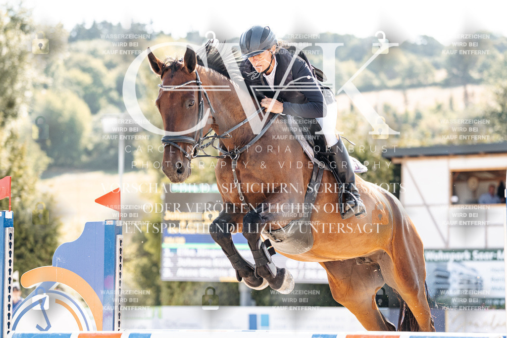 CK902667 | Turnierfotografie Pferdefotografie Trier Rheinland-Pfalz Pferdesport Reitsport Tierfotografie Sportfotografie Pferdevideo Pferdevideografie Equestrianvideography equestrianphotography  - Realisiert mit Pictrs.com