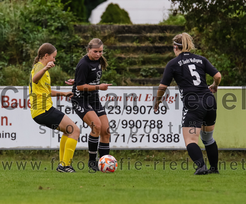 2023-10-08_034_FC_Moosinning_gegen_SG_TSV_St_Wolfgang-FC_Lengdorf | Moosinning, Deutschland, 08.10.2023:
Fußball, Kreisliga 2023 / 2024, 4. Spieltag, FC Moosinning gegen (SG) TSV St.Wolfgang/FC Lengdorf, Endergebnis: 

Foto: Christian Riedel / fotografie-riedel.net