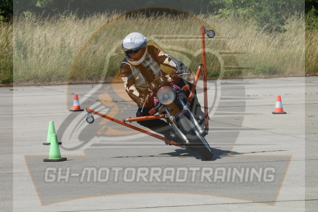 IMG_3037 | gh-motorradtraining-foto.de - Realisiert mit Pictrs.com