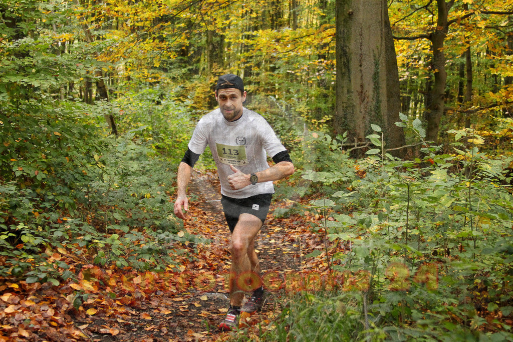 251026_1210_EV4_4587 | Sportfotografie im Rhein-Sieg Kreis, Köln, Bonn, NRW, Rheinland Pfalz, Hessen, etc. Unser Tätigkeitsfeld umfasst den Laufsport vom Volkslauf über den Marathon, Duathlon, Triathon bis zum Ultralauf wie Kölnpfad Ultra oder Schindertrail.