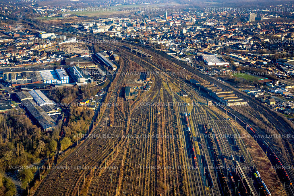Hamm250201362Mitte | Luftbild, Rangierbahnhof Hamm Gleisanlagen, links Gelände Westfälische Drahtindustrie AG, Blick auf Hamm Mitte, Hamm, Ruhrgebiet, Nordrhein-Westfalen, Deutschland
