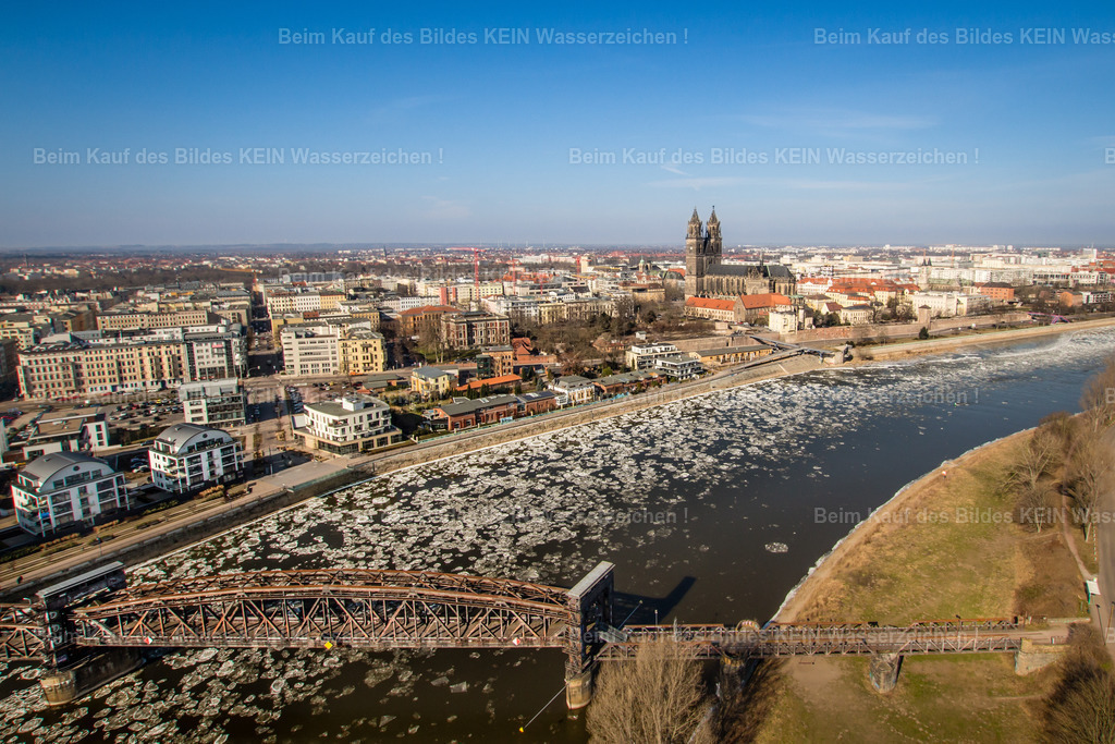 Sternbrücke Dom Eisschollen-8772 | Magdeburg Hubbrücke und Elbe im Winter mit Eisschollen - Realisiert mit Pictrs.com