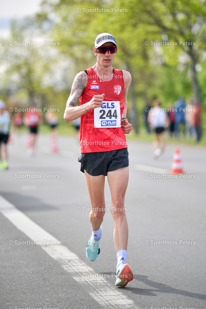 _KP18508_1 | 13.04.2025, xkaix, Leichtathletik Deutsche Meisterschaft 2025, Straßengehen v.l. Christopher Linke (SC Potsdam) - Realisiert mit Pictrs.com