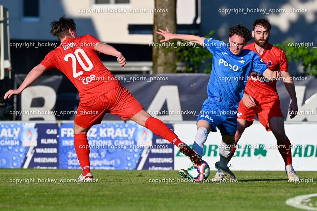 SAK vs. SC ST. Veit | #20 Fabian Christian Gangl SC St.Veit, #17 Jan Sasa Ogris-Martic SAK, #17 Moritz Leitner SC St.Veit, SAK vs. SC ST. Veit, SAK vs. SC ST. Veit am 30.04.2025 in Klagenfurt (Sportpark Welzenegg), Austria, (Photo by Bernd Stefan)