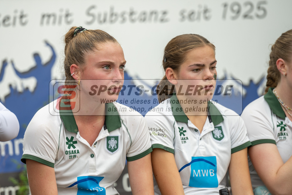 SFE_20231022_0091 | Deutsche Meisterschaft Weibliche U16 Finale Uhlenhorst Mülheim - Düsseldorfer HC am 22.10.2023 in Köln (Düsseldorfer Hockeyclub 1905 e.V.), Photo: Stephan Fehrmann 2023 (Sports-Gallery)