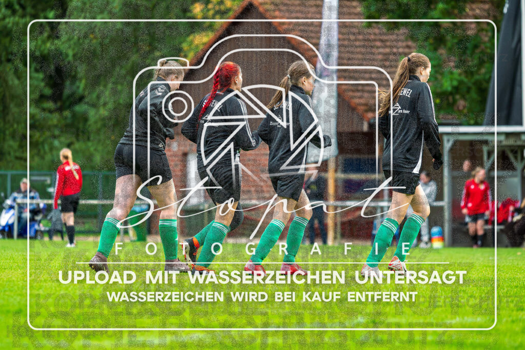 260919-MTVSCT-0058 | Ersatzspielerinnen SC Tewel; Kreisliga Damen ROW - MTV Soltau vs. SC Tewel am 19.09.2026 in Sportpark Ost, Soltau - Realisiert mit Pictrs.com