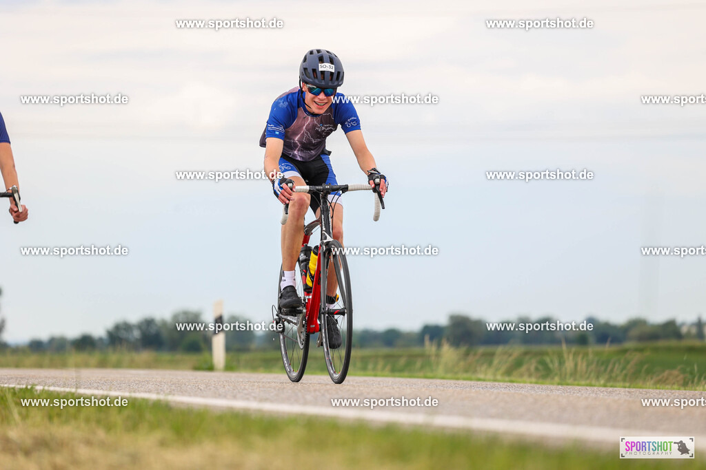 BR8A6652 | Stadttriathlon Erding 2025. #yourpictrs #sportshot_your_pictrs @Sportshotphotography #stadttriathlonerding Copyright: www.sportshot.de